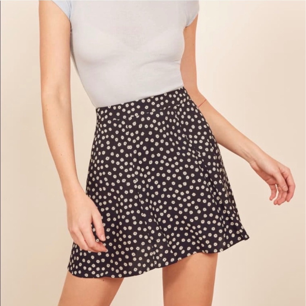 Reformation Flounce Mini Skirt Black Daisy Floral A Line High Rise - 0